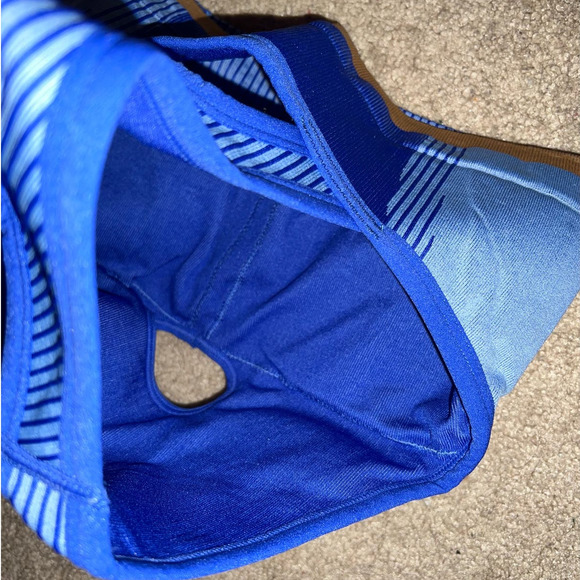 New Fabletics Unstoppable 2 piece seamless fusion outfit blue size M - Picture 11 of 11